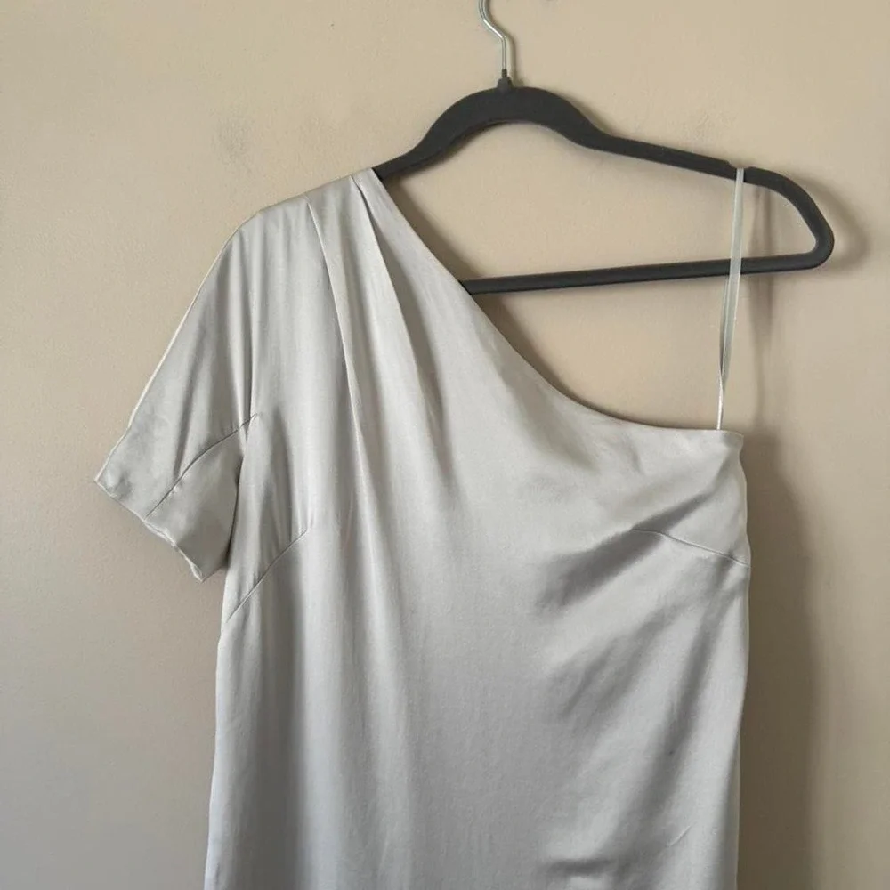 Banana Republic NWT (as is) Silk Dress Silver Size 6 one shoulder maxi formal